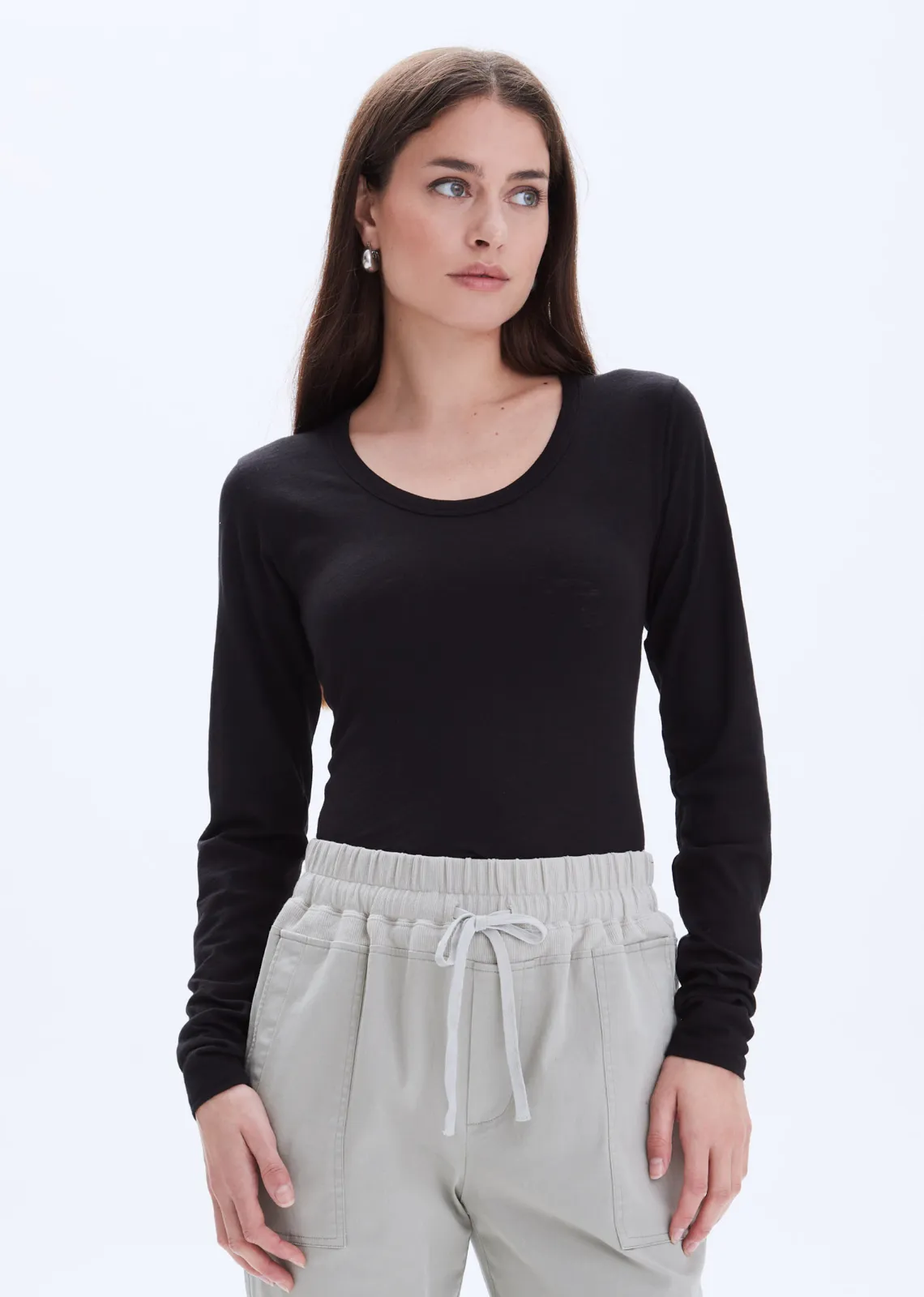 CHRLDR Kimmi- L/S U-Neck T-Shirt