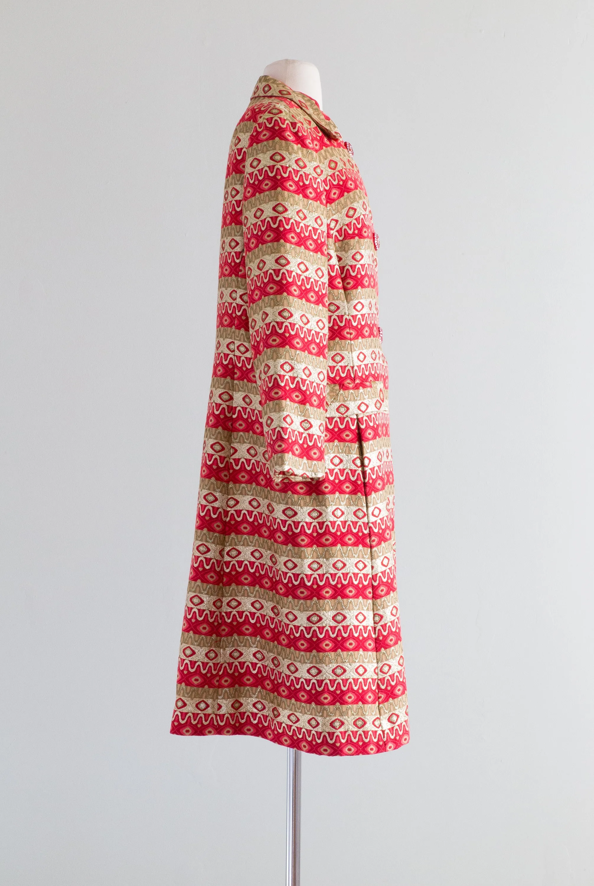 Magnificent 1960's Klimt Coat in Red, Pink & Metallic Gold / Large