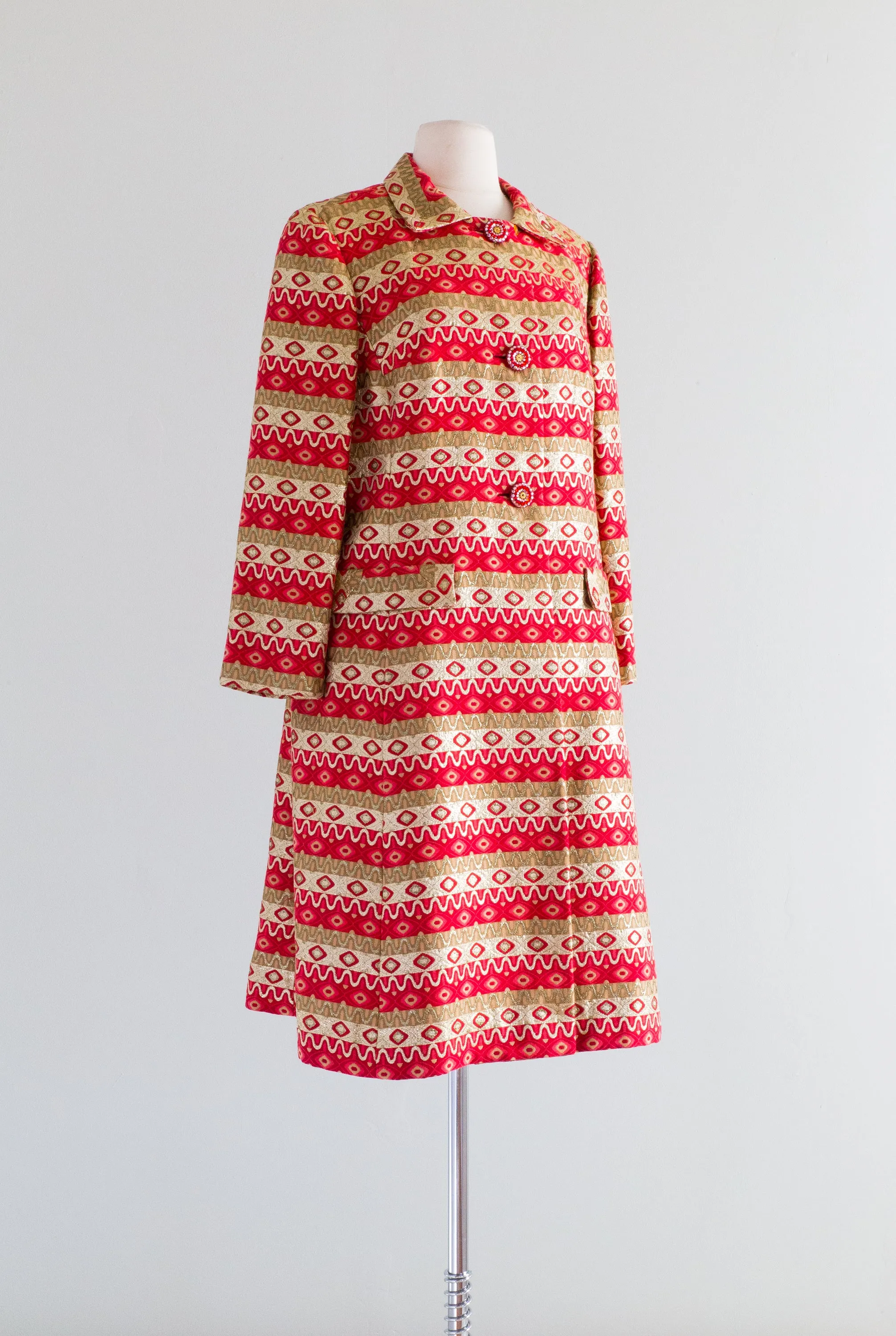 Magnificent 1960's Klimt Coat in Red, Pink & Metallic Gold / Large