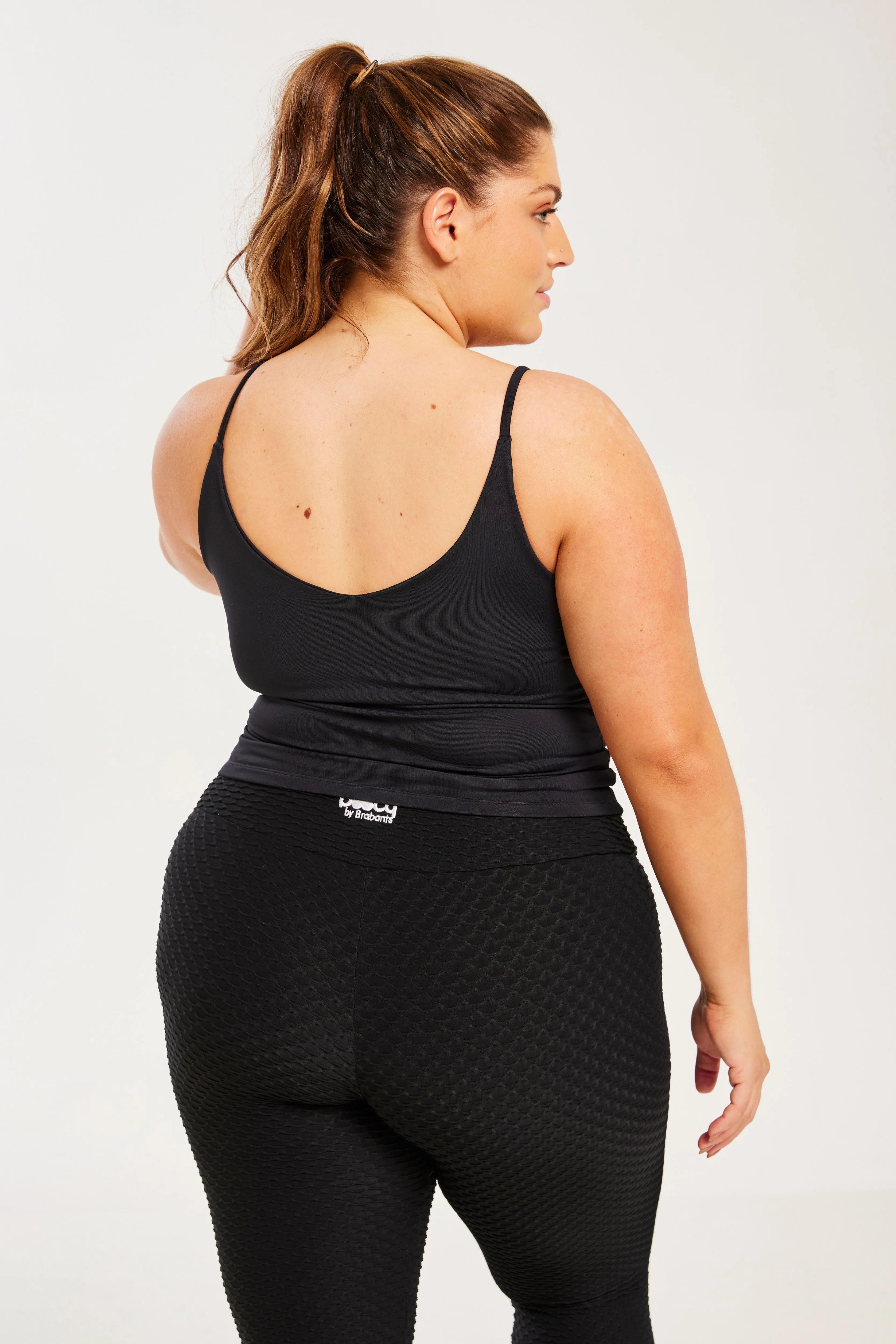 Performance Shape Cami Black