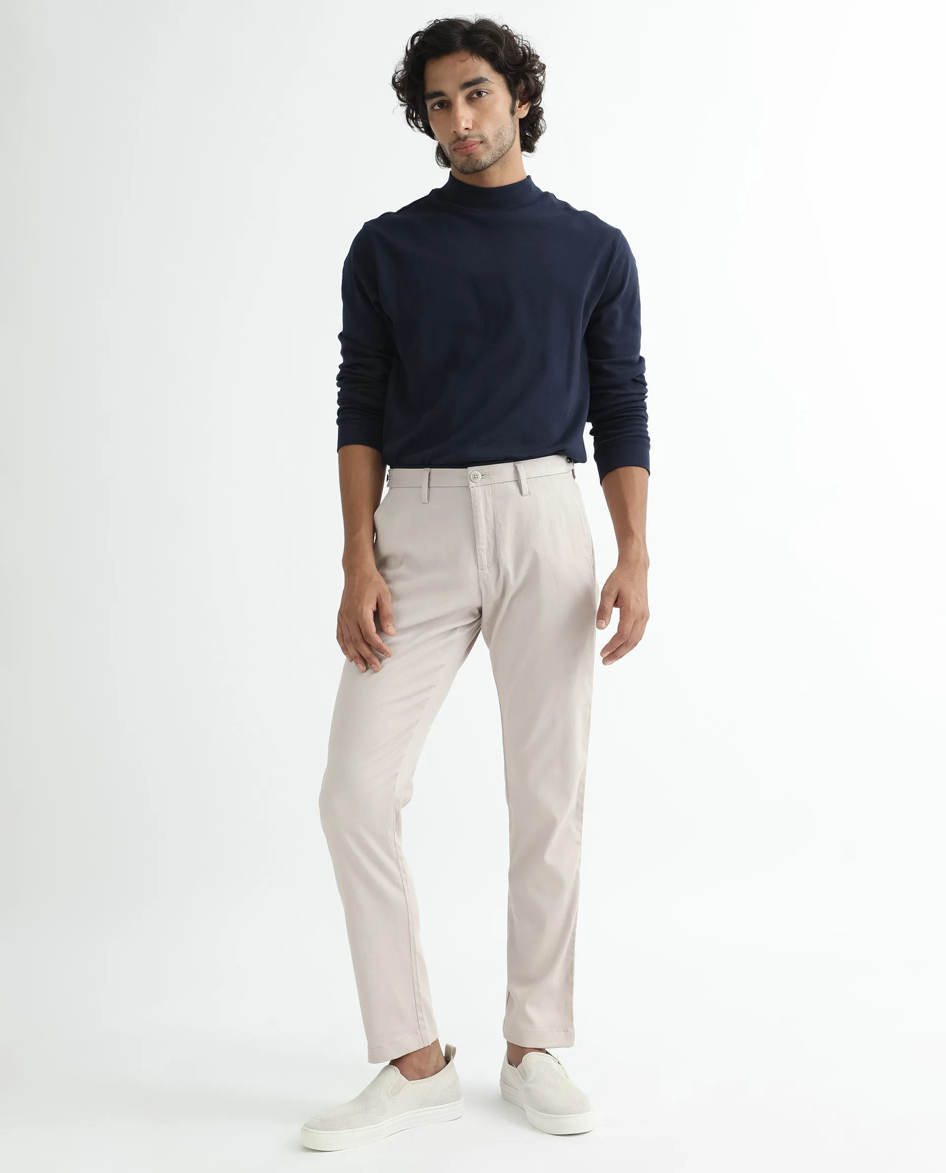 Rare Rabbit Men's Cellular Light Pink Solid Mid-Rise Regular Fit Twill Trouser