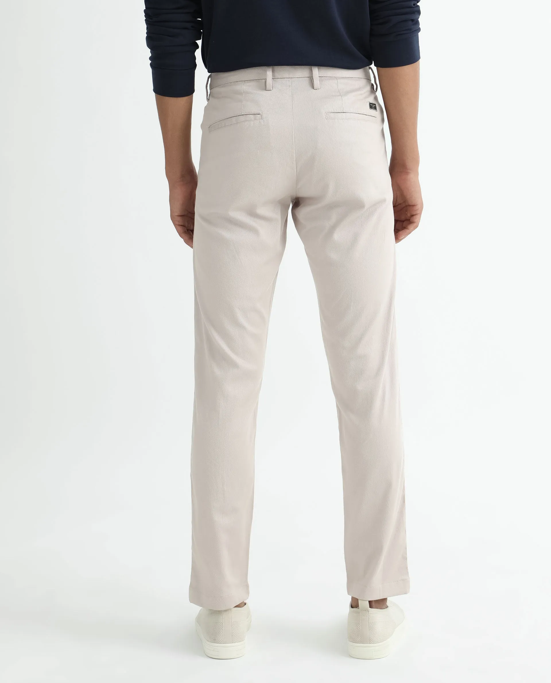 Rare Rabbit Men's Cellular Light Pink Solid Mid-Rise Regular Fit Twill Trouser