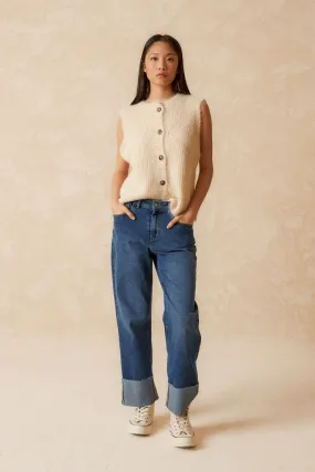 Ribbed Knited Vest